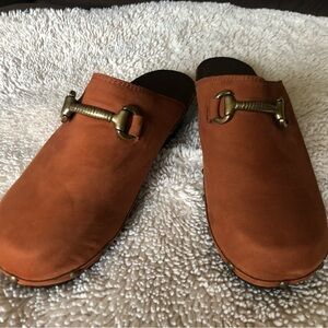 Penelope Chilvers Clogs Size 10.5 (41)